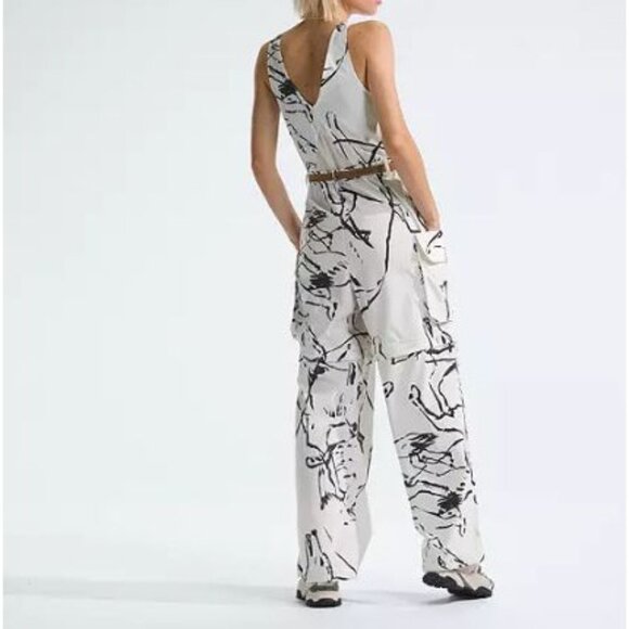 The North Face Womens Class V Romper Pathfinder Print Size XLarge Convertible - Picture 9 of 9